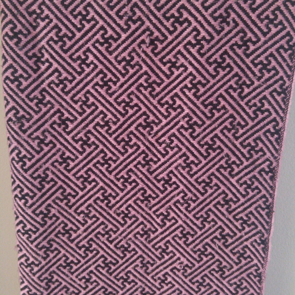 ⛔Sold⛔FREE w/$50 purchase; Vintage Black & Pink Pashmina Scarf - Picture 3 of 6